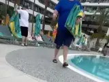 Guerra por una tumbona en Tenerife