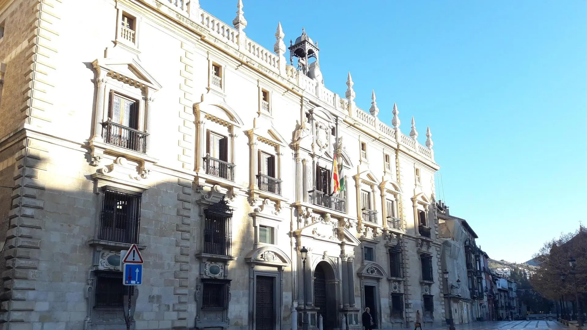 Condenado a prisión permanente revisable por asesinar a su hermana embarazada y a su sobrino de tres años en Granada