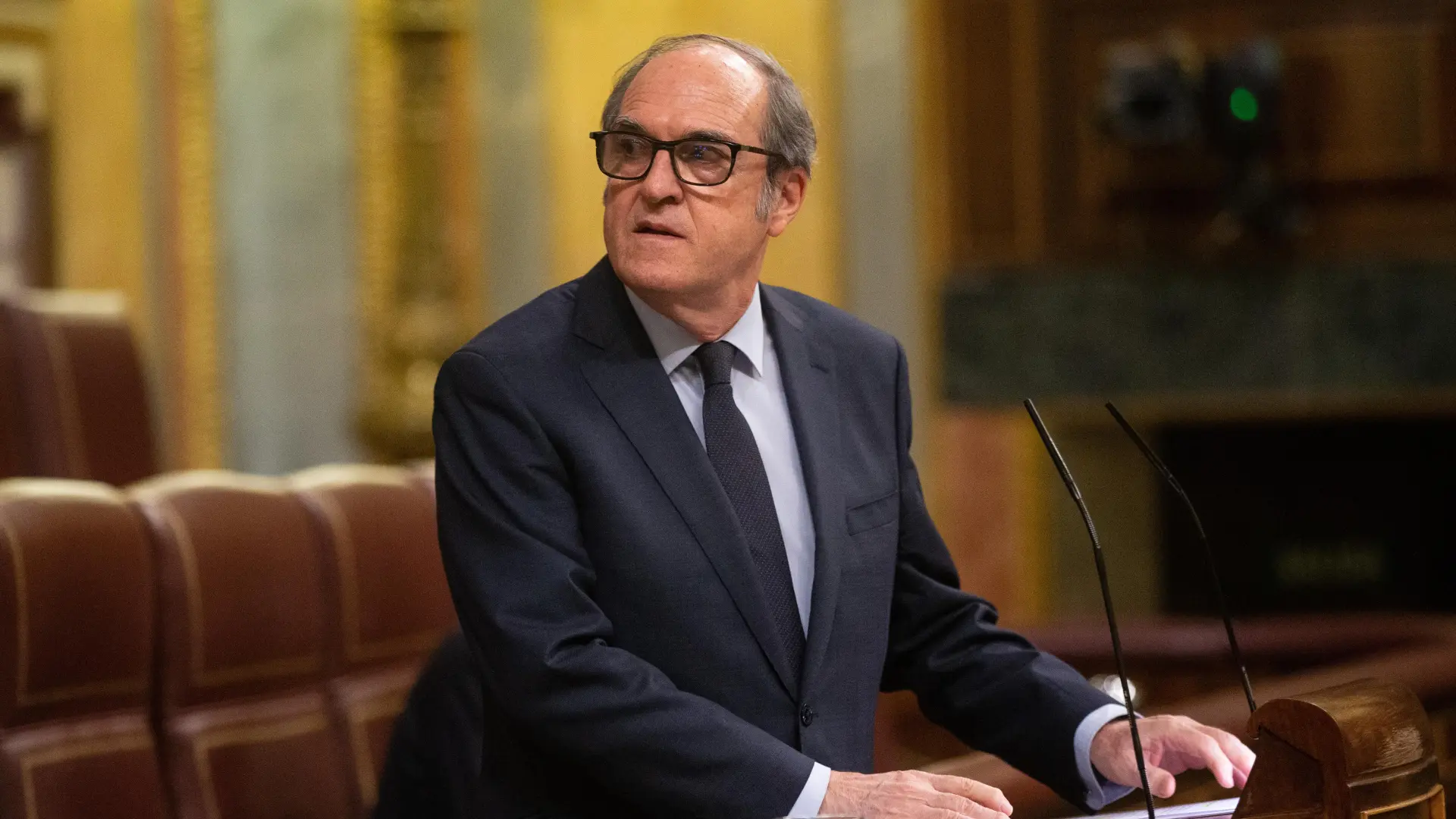 
         El Defensor del Pueblo pide al Gobierno que los hogares vulnerables no tengan que devolver el IMV 
    