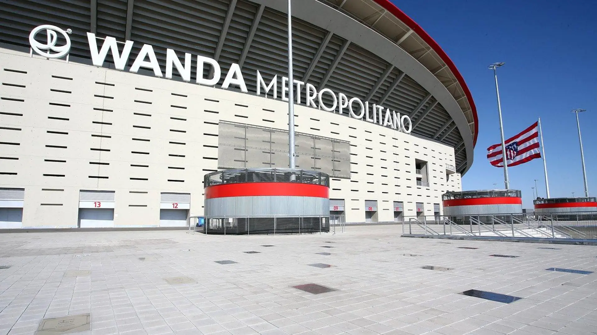 El Atlético de Madrid abre una votación para que sus socios elijan los jugadores del Paseo de Leyendas tras la polémica con Courtois