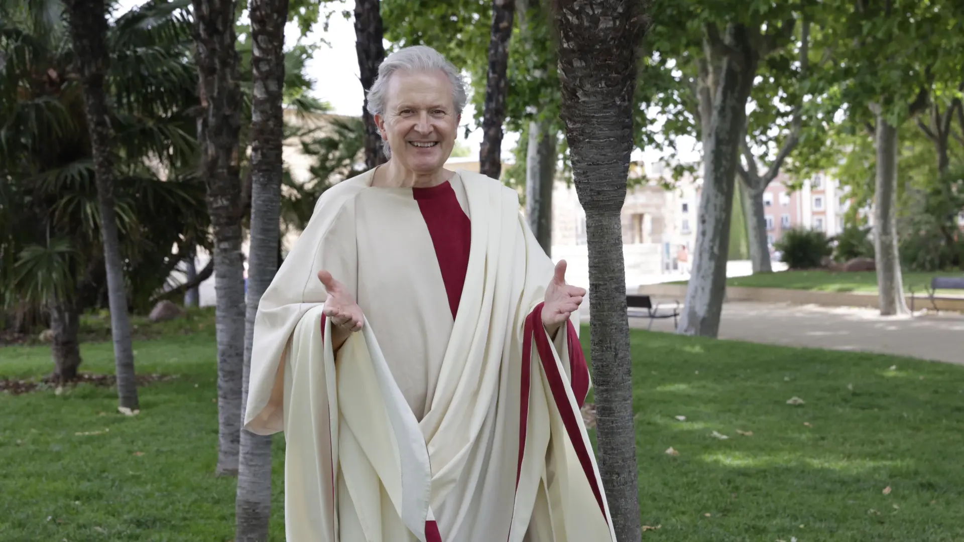 Emilio del Río acerca a los lectores la inmensa historia de la civilización romana con 'Pequeña historia de la antigua Roma'