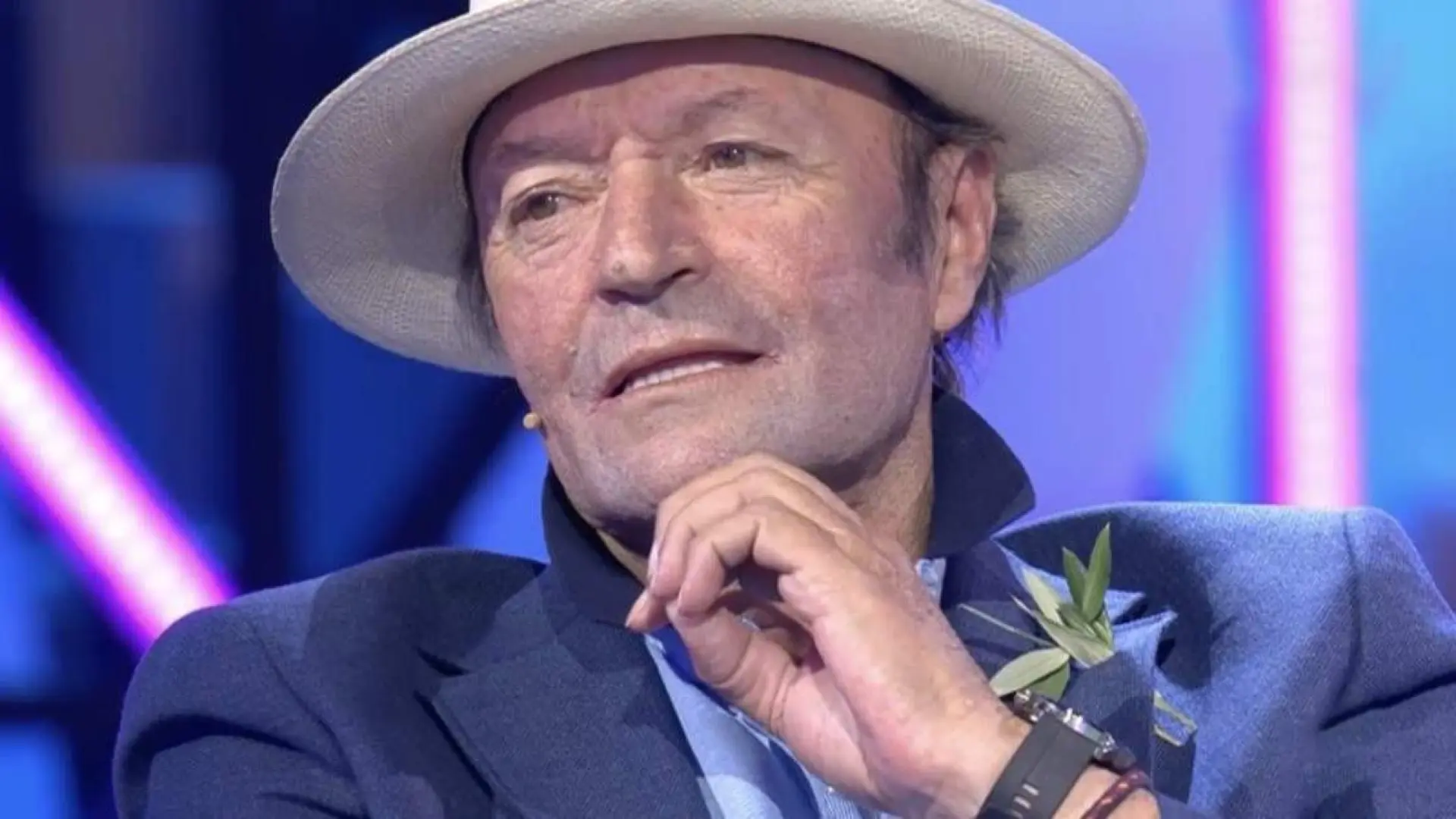 Amador Mohedano arremete contra la mujer por la que dejó a Rosa Benito: "¡Es una vergüenza!"