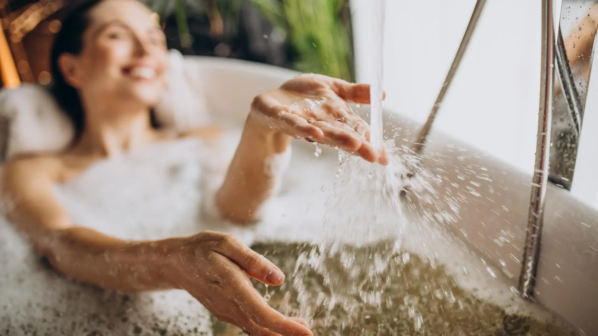 Lo que ducharse por la noche dice de tu personalidad, según la psicología