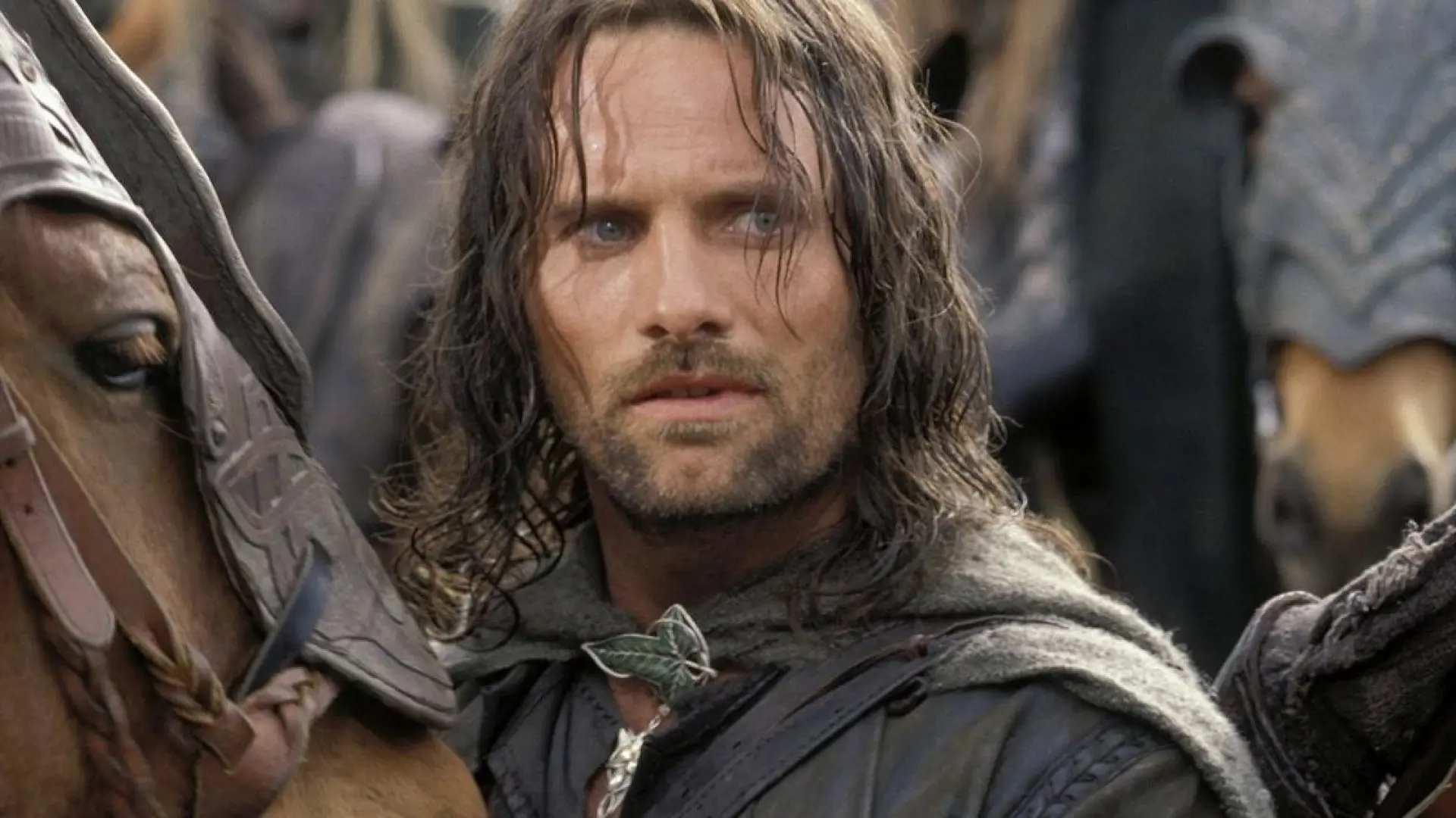 Adiós a Viggo Mortensen, hola al nuevo Aragorn: de 'Cincuenta sombras de Grey' a la nueva película de 'El señor de los anillos'