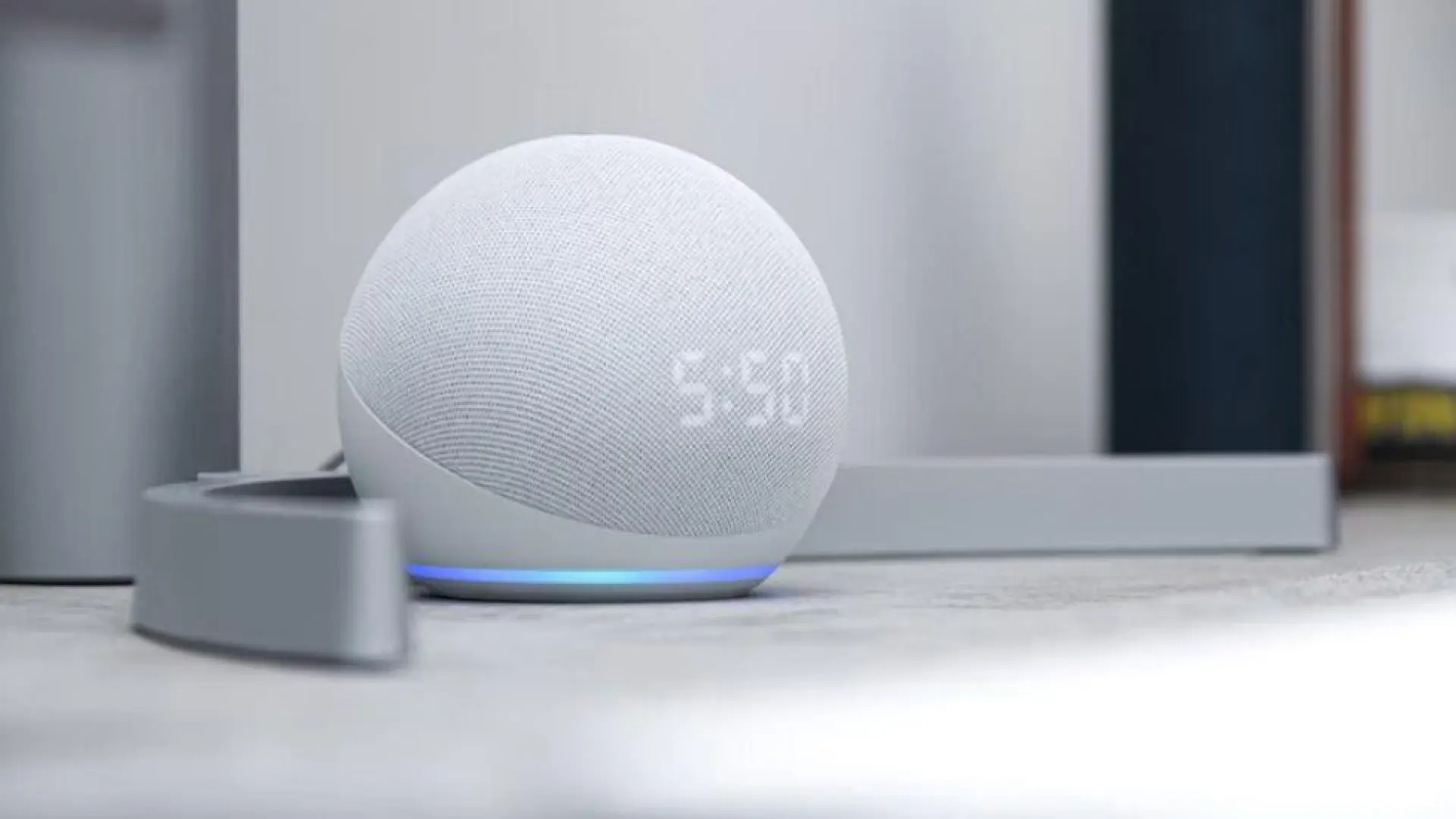Todas las funciones de Alexa y de un enchufe 'smart' con rebaja de