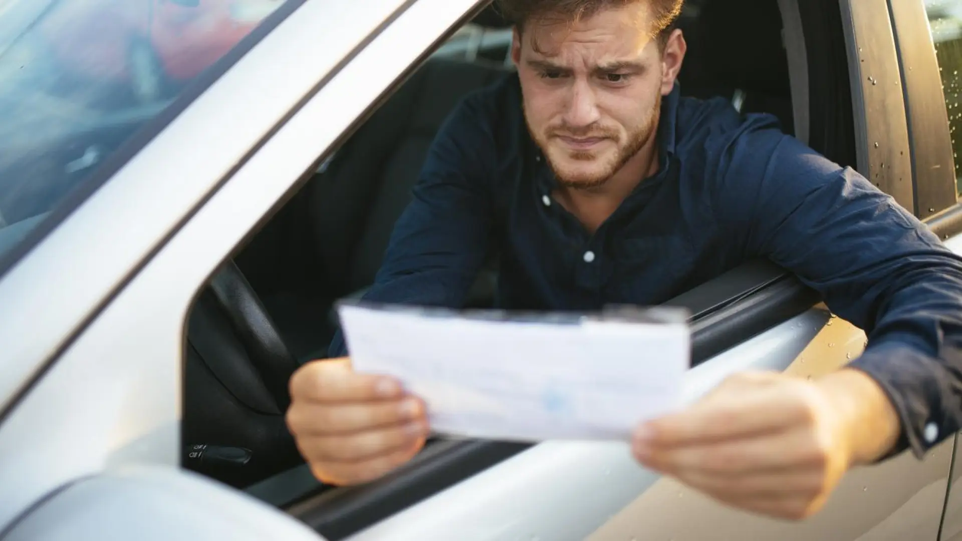 Multa por llevar la baliza, pero no este otro elemento obligatorio en caso de avería