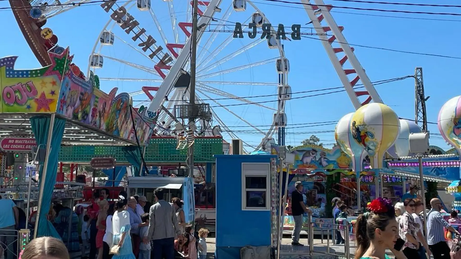 La Calle del Infierno de la Feria de Abril de Sevilla: estas son las atracciones, actividades y espectáculos para los niños