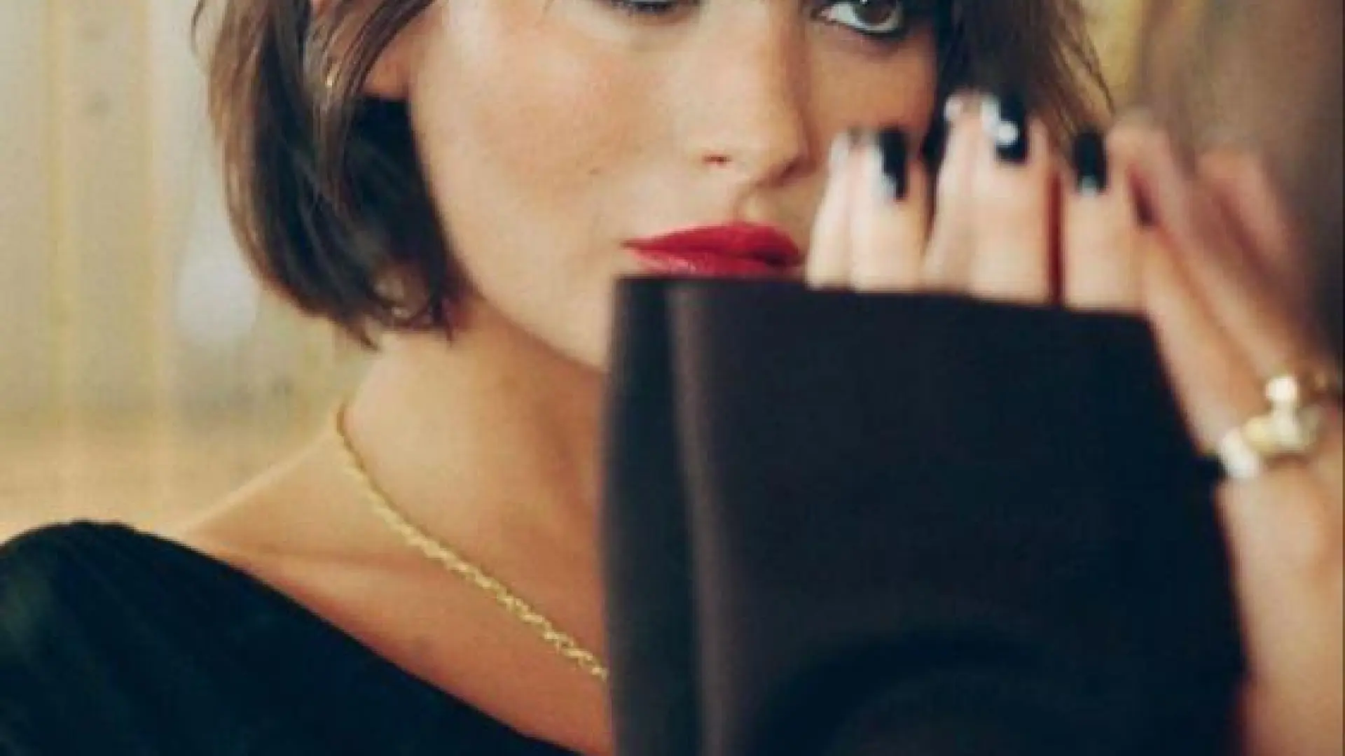 
         Fichamos el corte de pelo de moda para mujeres con cabellos rizados, lisos y ondulados 
    