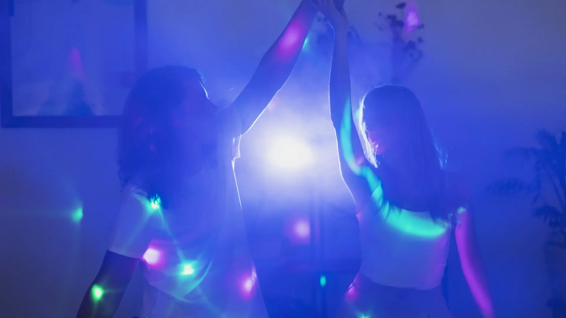 Baila al ritmo de tus canciones: dos lámparas led que se sincronizanal ritmo de la música