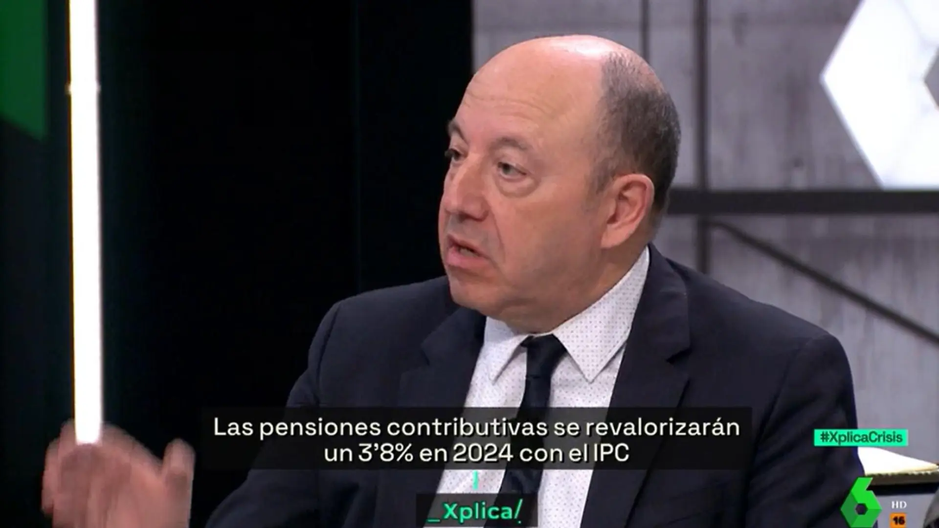 
         La advertencia de Gonzalo Bernardos sobre la edad de jubilación 
    