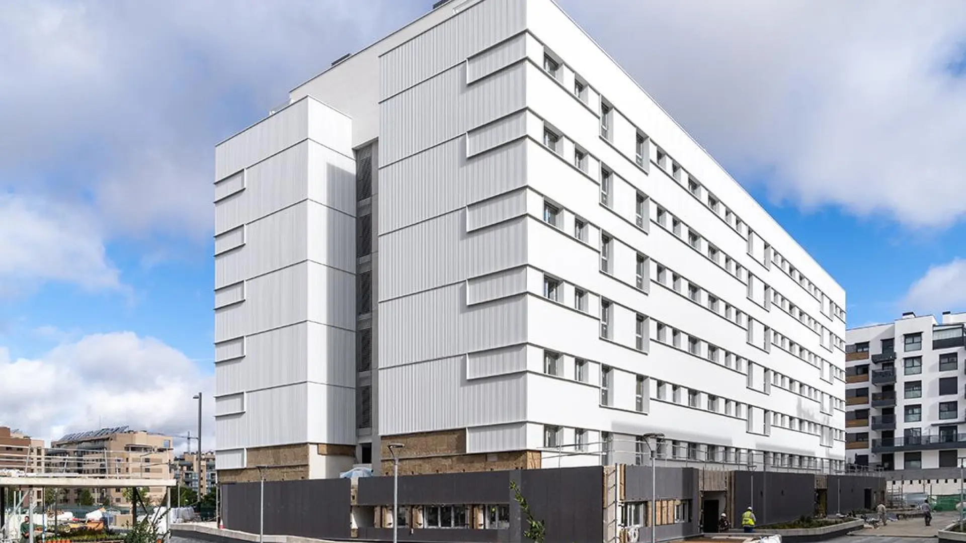 
         La EMVS Madrid sortea 246 pisos de alquiler asequible en trece distritos 
    