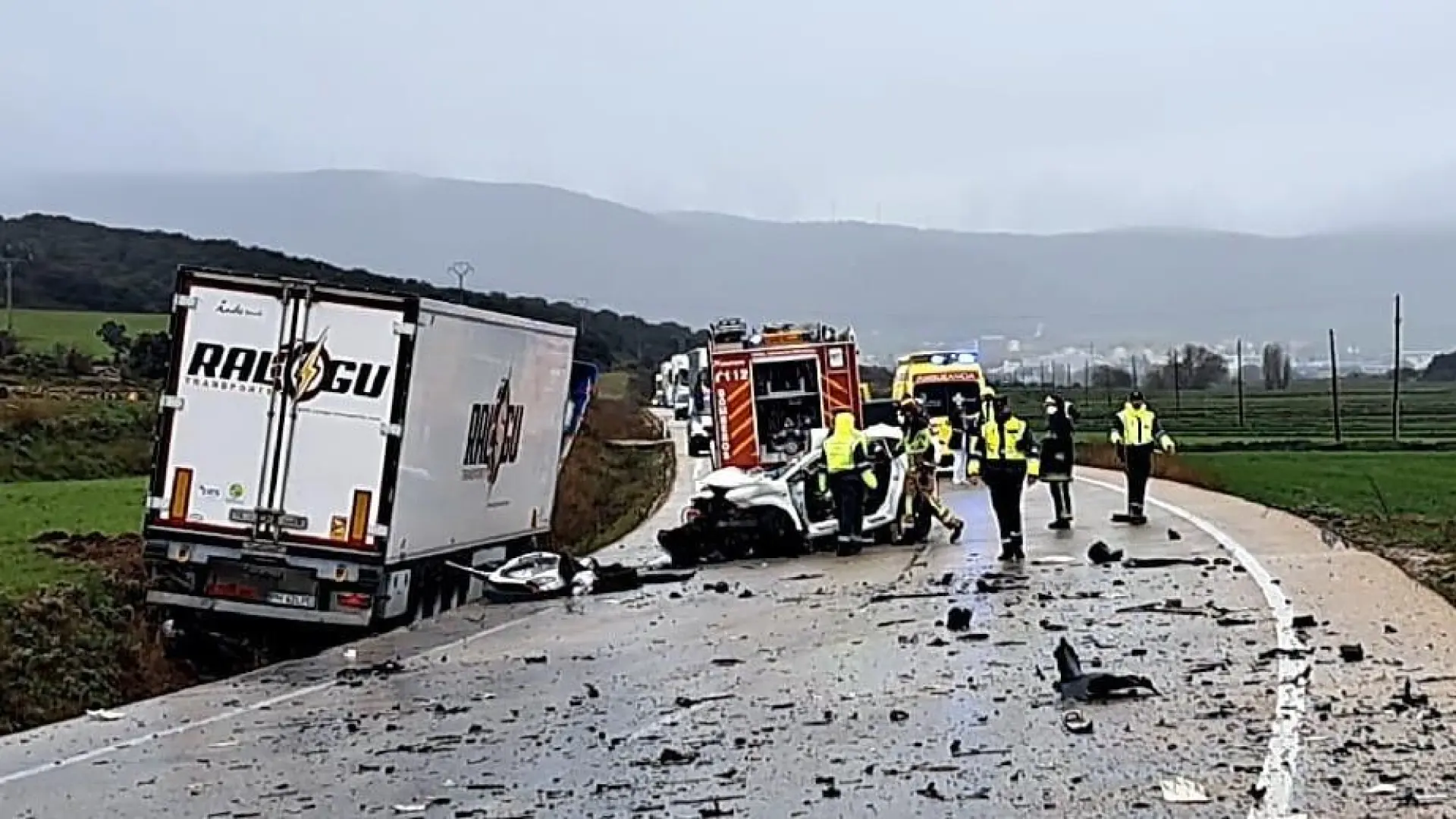 
         La operación Semana Santa se salda con 28 fallecidos en las carreteras españolas, 7 menos que el año anterior 
    