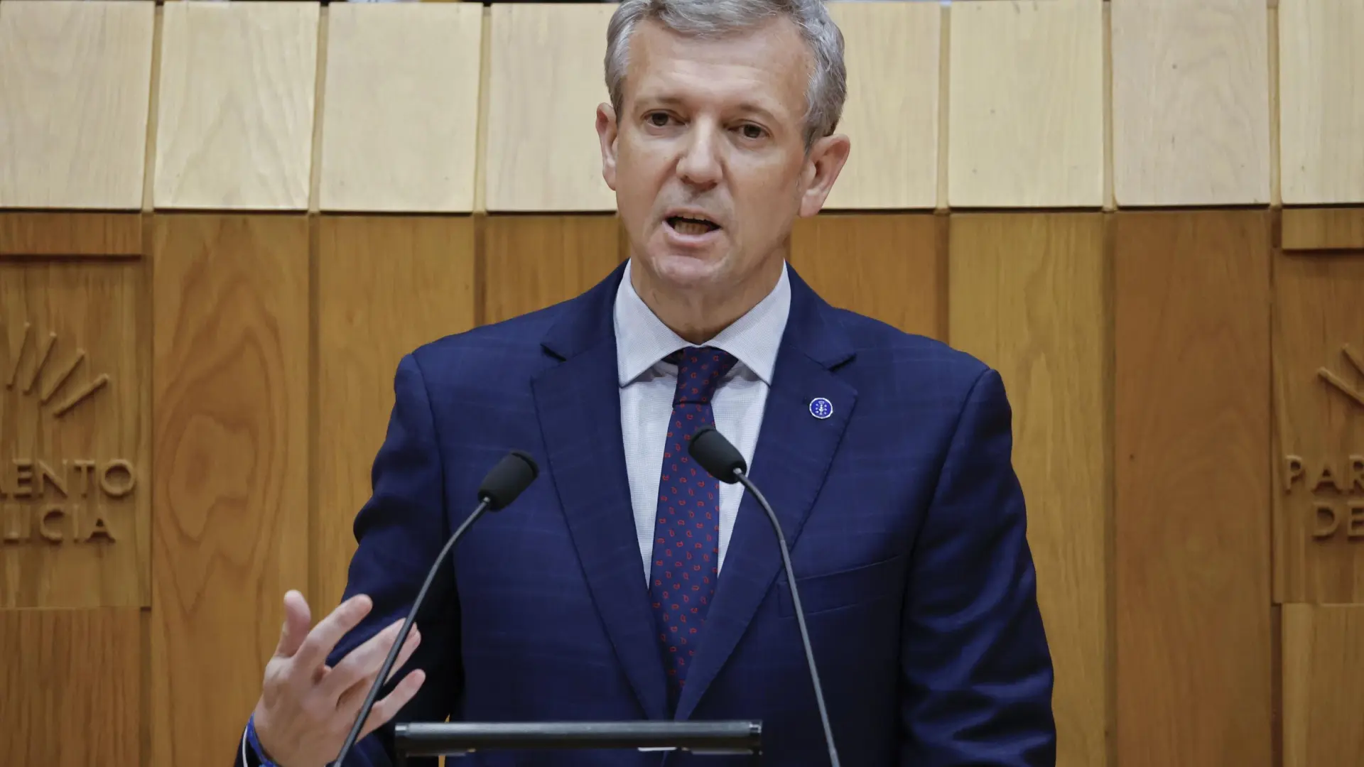 Rueda avanza mínimos cambios en la Xunta y ofrece un pacto por la industria a la oposición