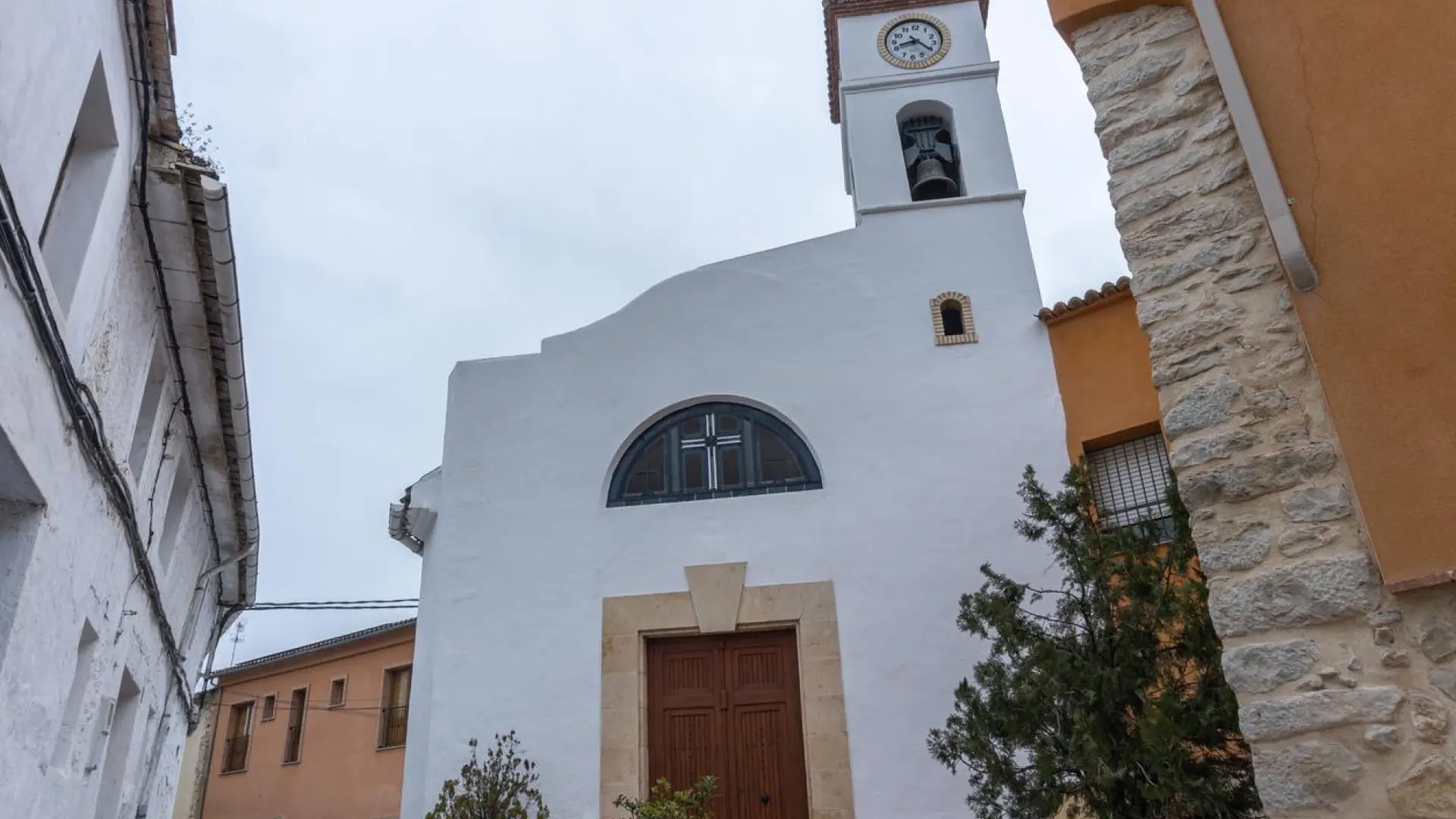 
         Los tres pueblos de Valencia que podrían desaparecer durante los próximos años 
    