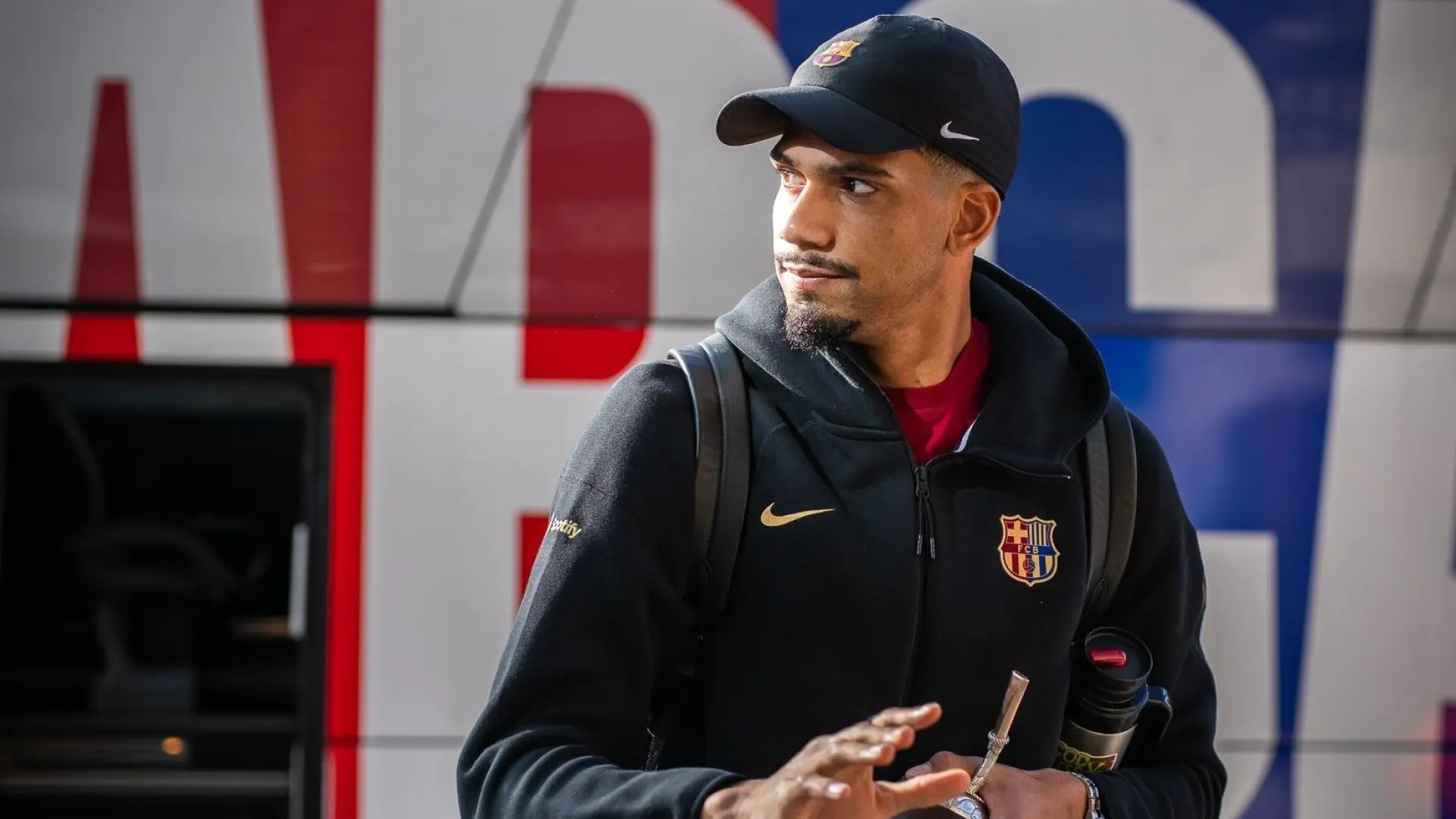Ronald Araujo le pide un tiempo indefinido al Barça por salud mental