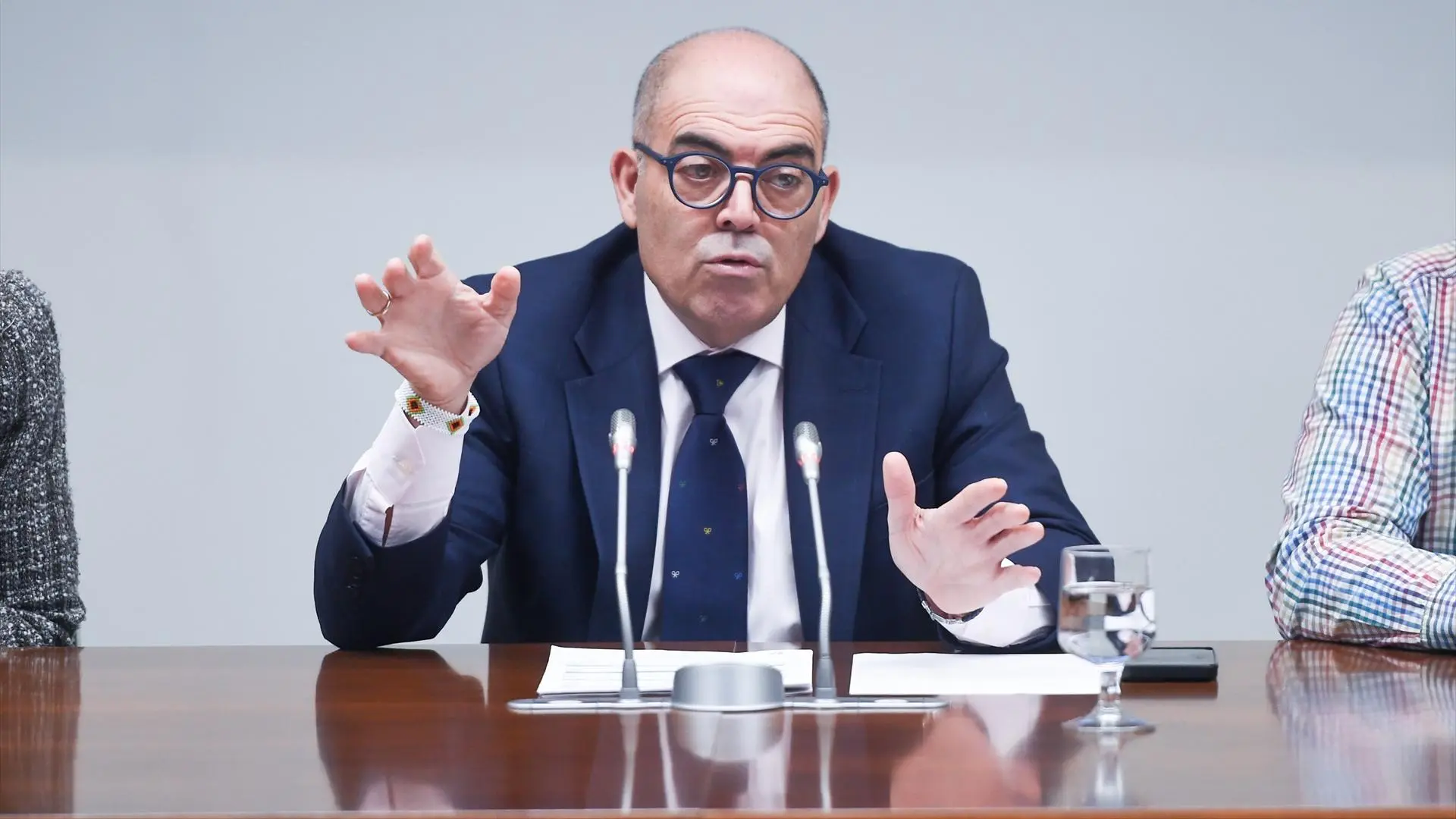 Los autónomos tildan de "sablazo" la subida de sus cotizaciones y aseguran que el Congreso va a tumbar la medida