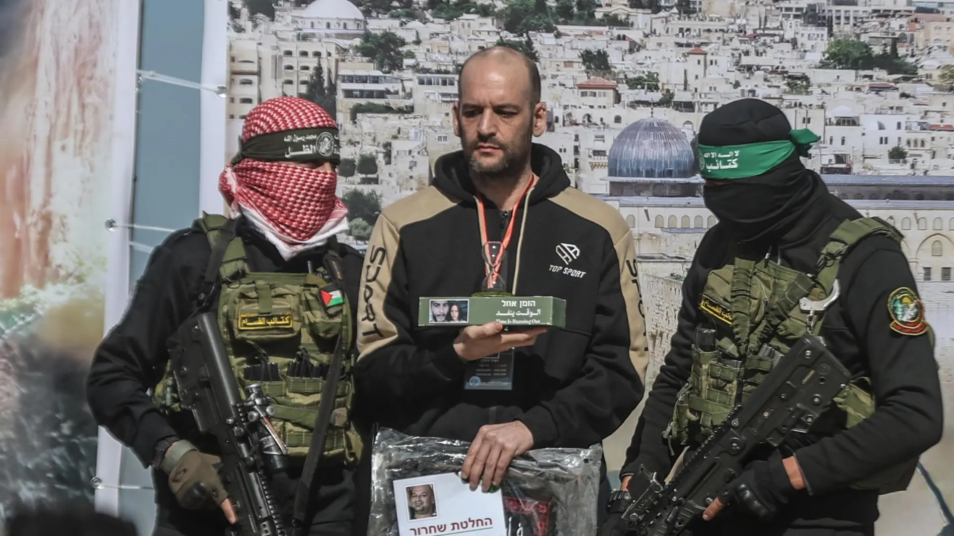 
         El camino por recorrer de los rehenes de Hamás: "La mente no está preparada para vivir algo así" 
    