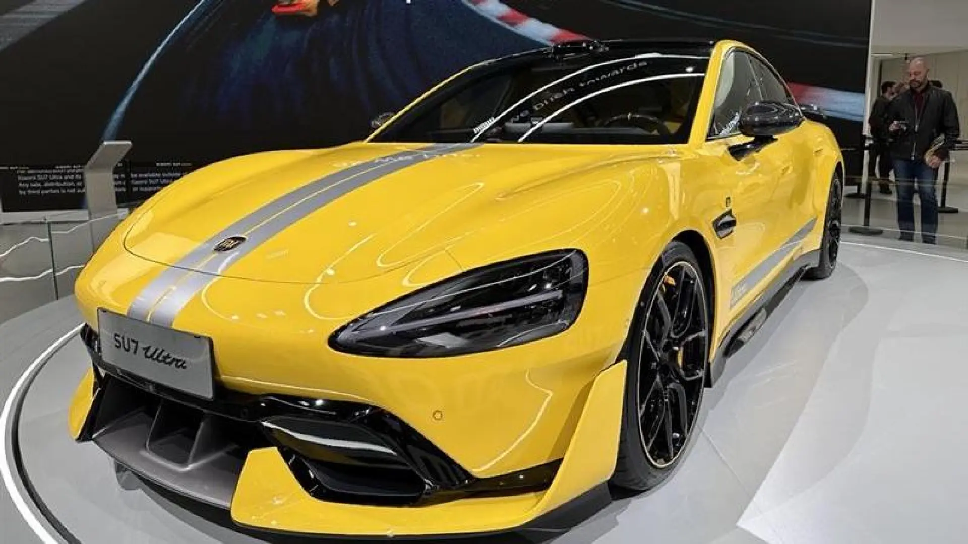 Para los amantes del motor: ya puedes conducir el Xiaomi SU7 Ultra en España, pero con una limitación