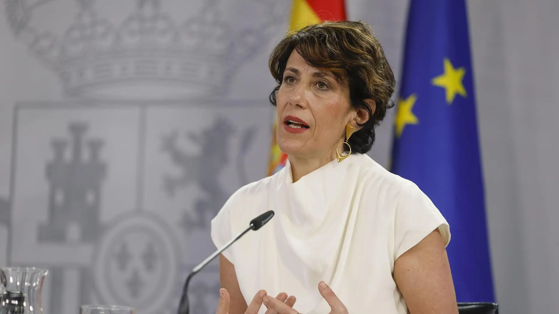 Elma Saiz, nueva portavoz del Gobierno y Milagros Tolón será la ministra de Educación en sustitución de Pilar Alegría