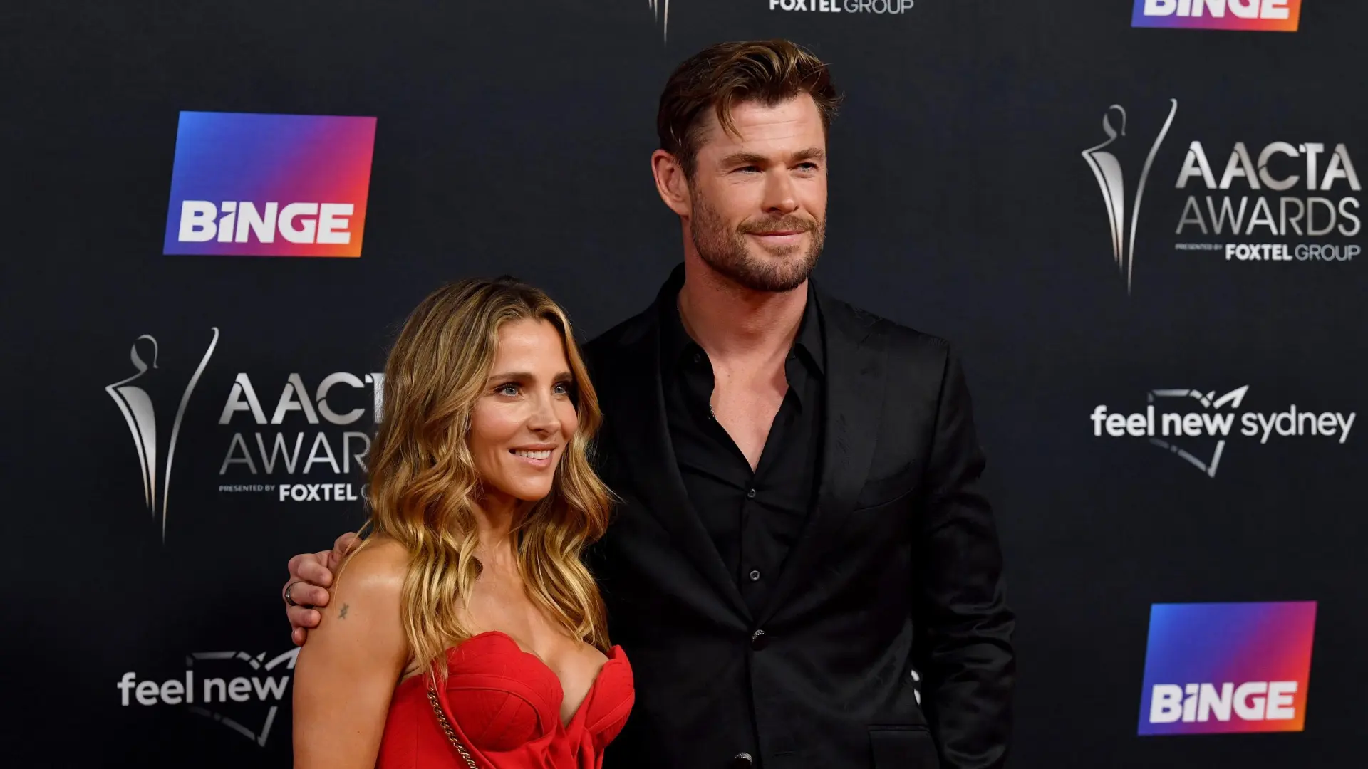 La comentada foto en pijama de Elsa Pataky y Chris Hemsworth junto a sus tres hijos: la viva imagen de la felicidad