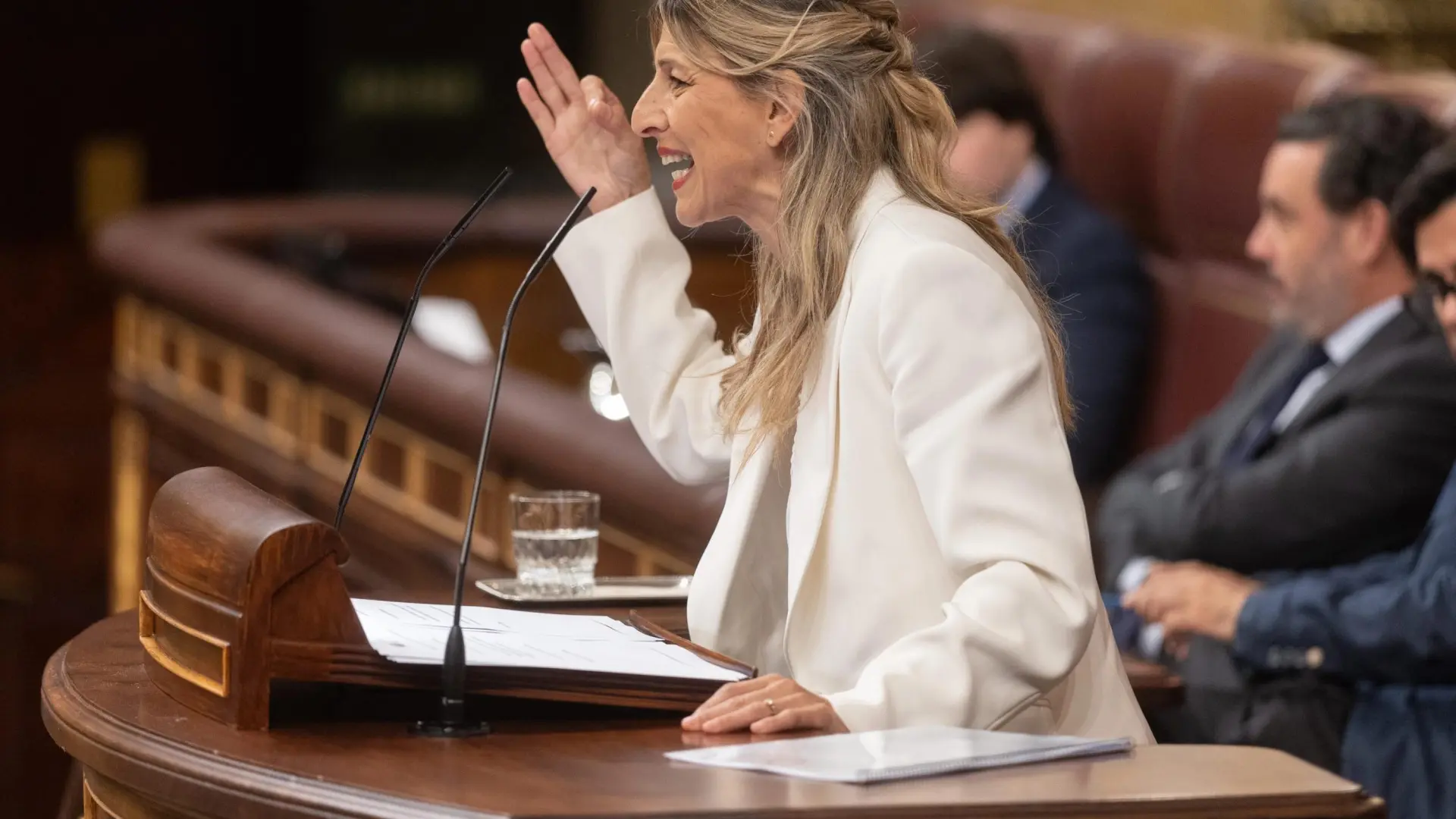 Díaz y Bustinduy quieren llevar al próximo Consejo de Ministros la ampliación del permiso por nacimiento a 20 semanas