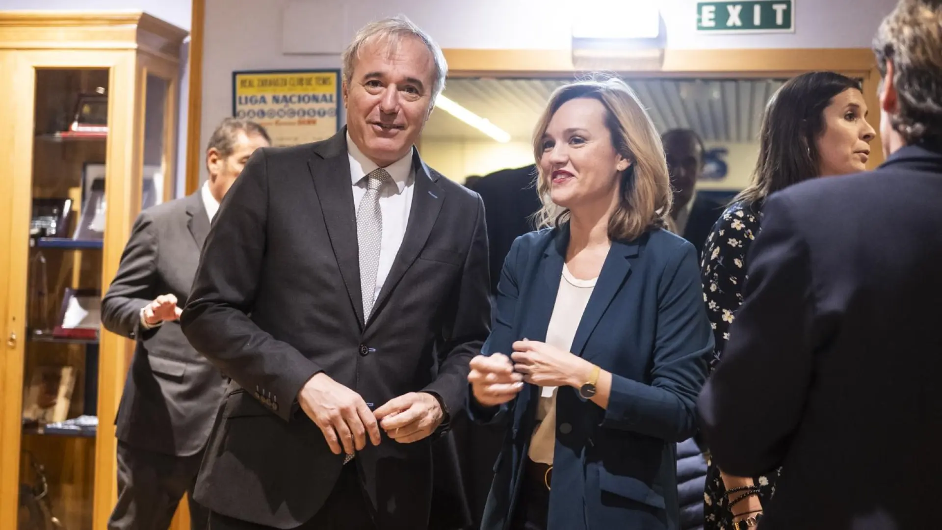 Pilar Alegría dice que acepta un debate cara a cara con Jorge Azcón