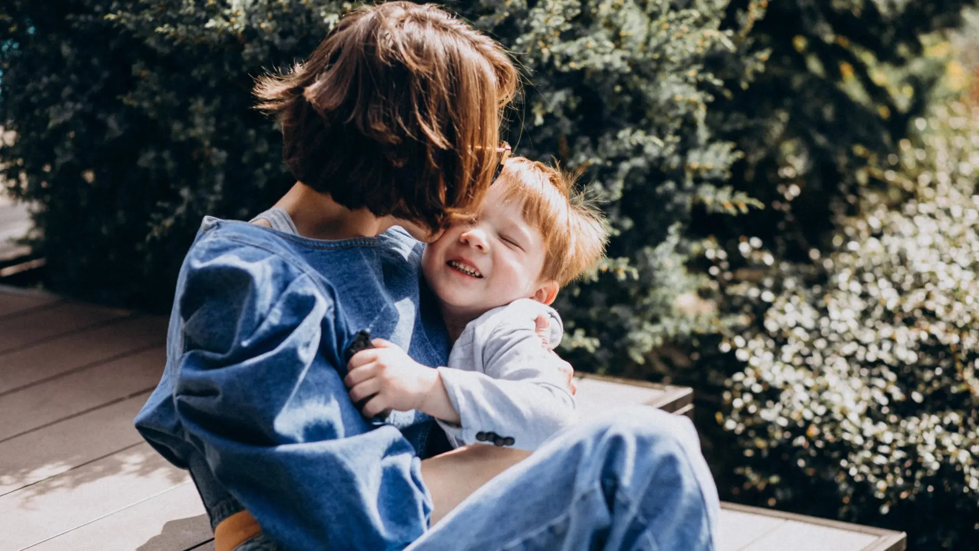 Qué significa que un hijo llame a su madre por su nombre en vez de mamá según los expertos