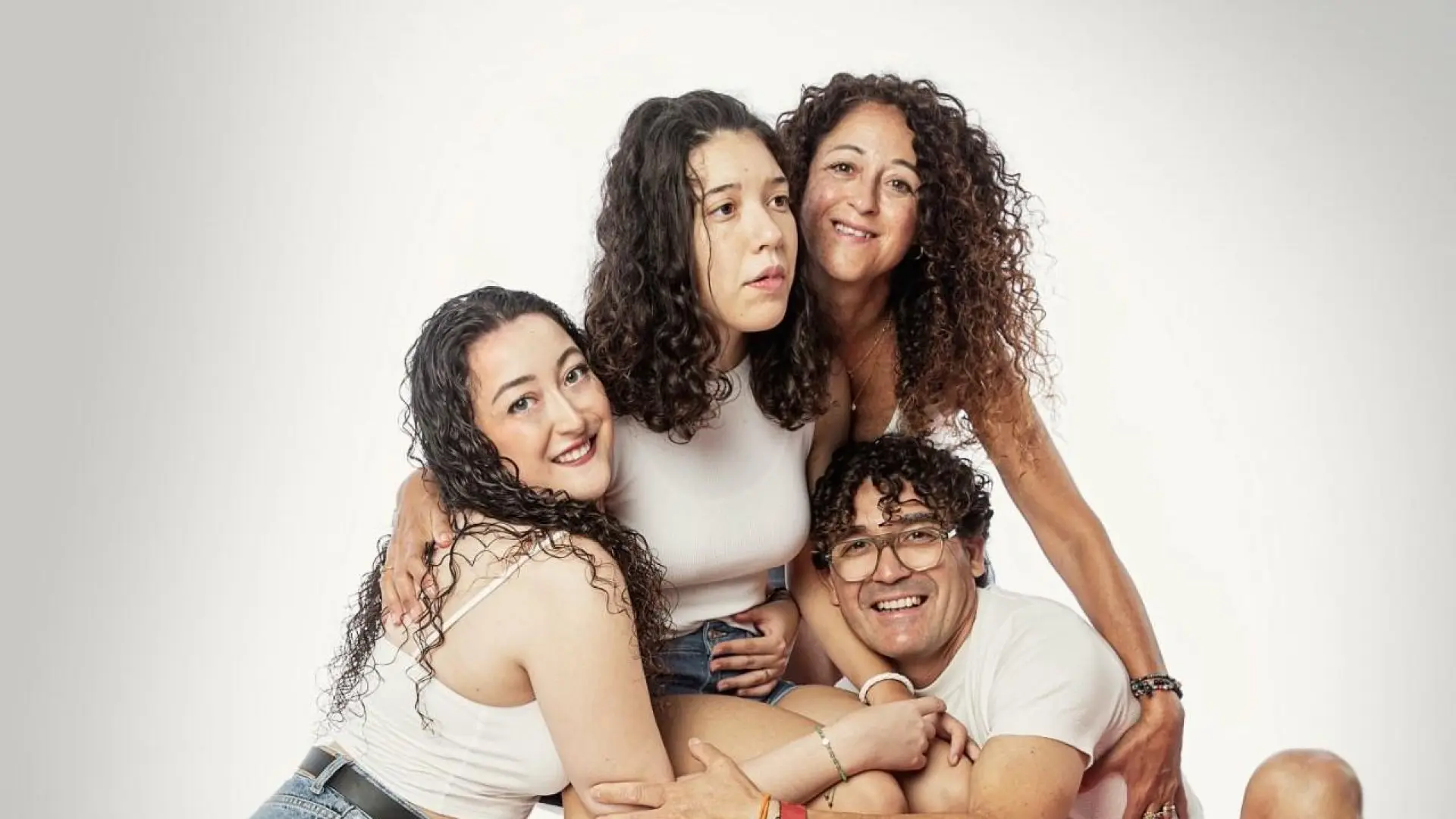 "Abril nos ha dado muchas lecciones de vida": la historia de una familia que convive con el síndrome de Pitt-Hopkins