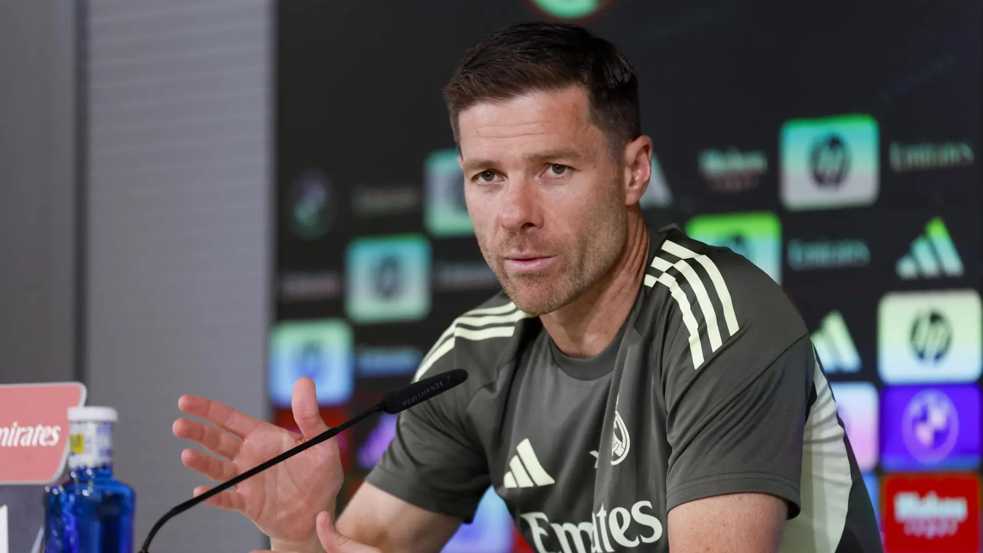 Xabi Alonso, tras el incidente de Simeone en Anfield: "En los campos se nos ha ido de las manos"