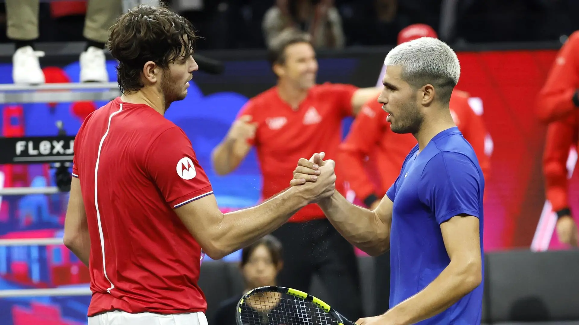 Carlos Alcaraz pierde ante Taylor Fritz en 71 minutos y Europa se complica la Laver Cup