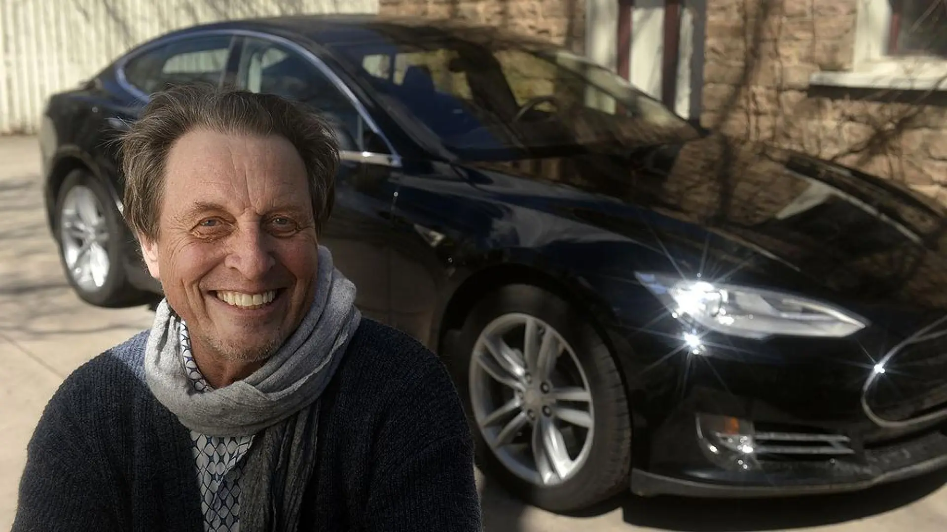 El padre de Elon Musk, Errol, fue acusado de abuso sexual infantil, según revelan medios de EE UU