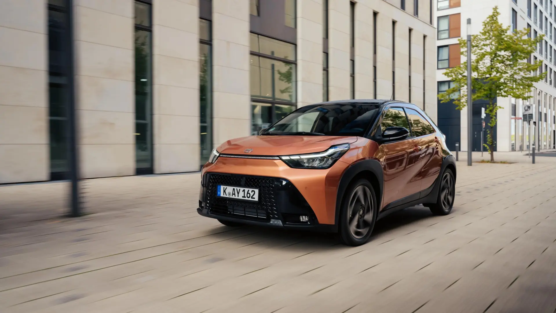 El híbrido más barato de Toyota ya está aquí: menos de 20.000 euros y 3,8 l/100 km