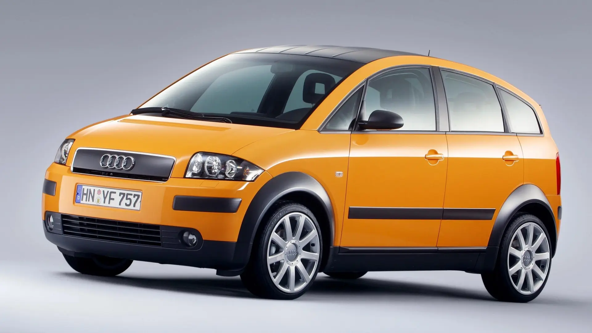 25 años del Audi A2: carrocería de aluminio, 895 kilos y unos consumos reales de sólo 3 l/100 km