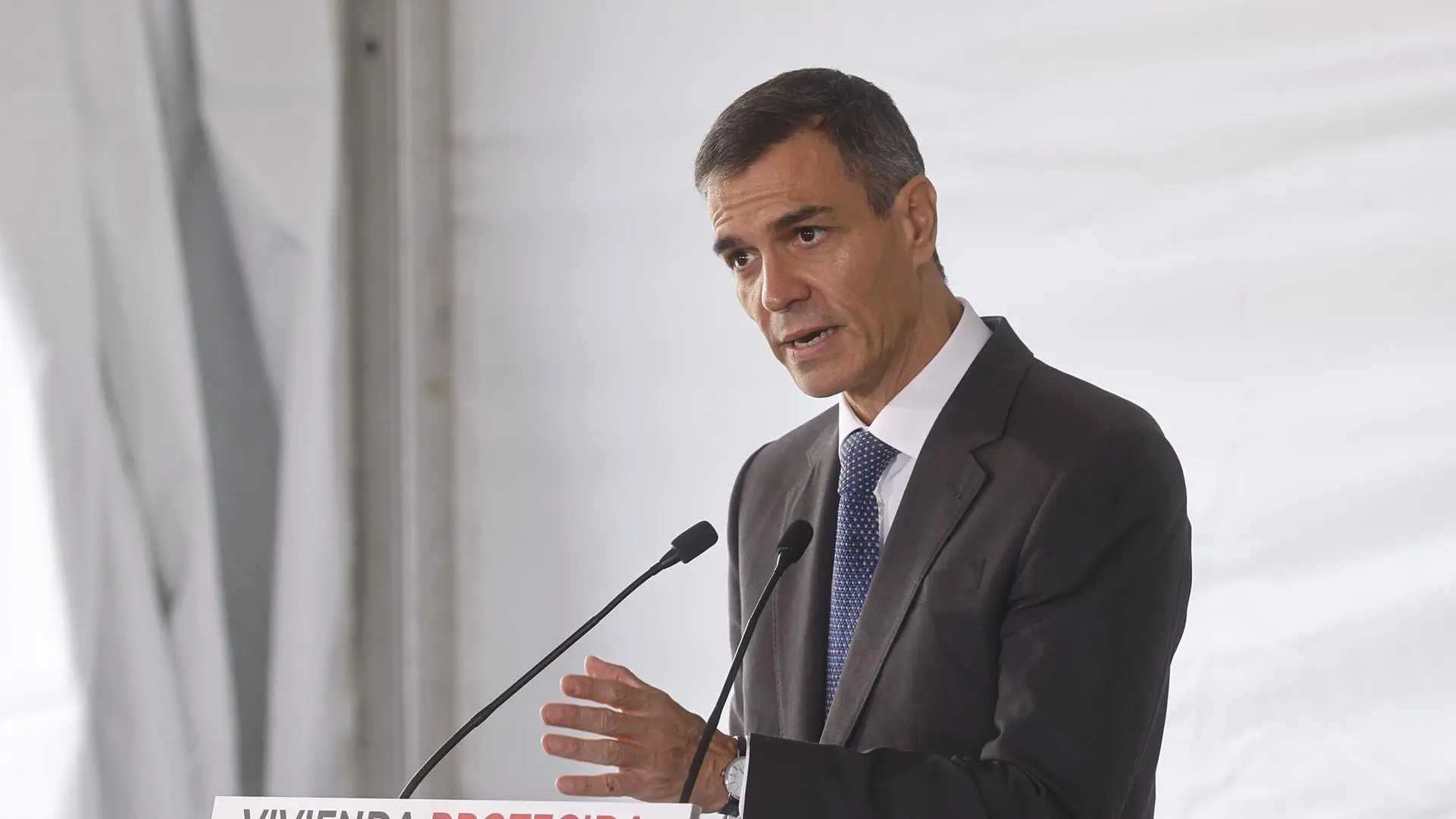 Sánchez da tres meses a Aragón, Asturias, Baleares y Madrid para crear el registro de objetores al aborto