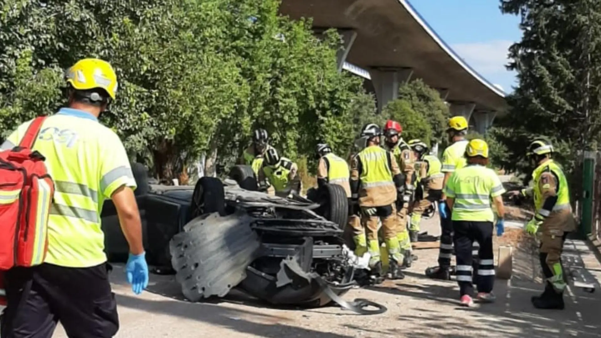 Muere una mujer de 56 años al caer su vehículo por el viaducto de la A-7 a la altura de la pedanía Javalí Viejo
