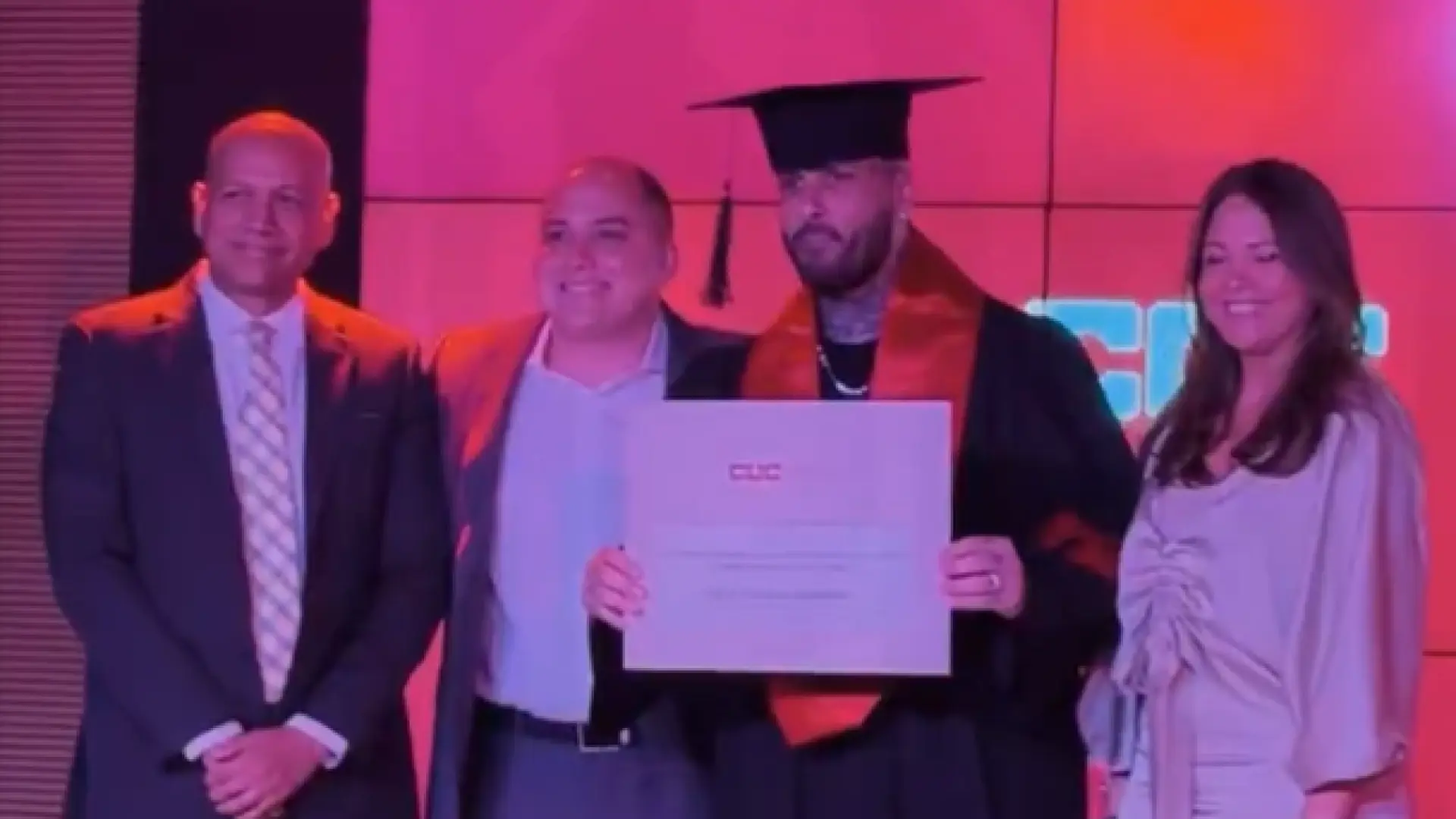 Nicky Jam, nombrado doctor 'honoris causa' por una universidad de Colombia: "No tener educación hace pobre a la gente del barrio"