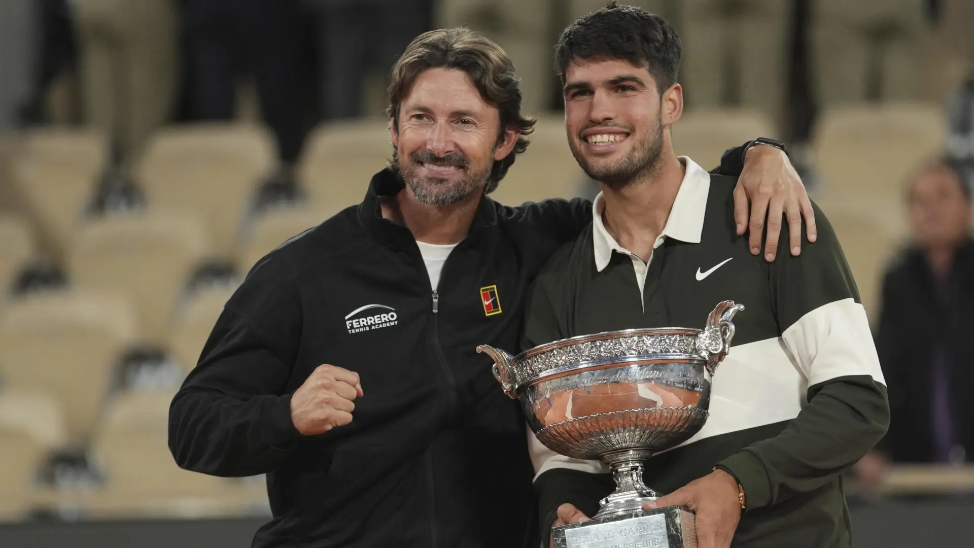 Juan Carlos Ferrero, entrenador de Alcaraz, desmiente los rumores en redes sobre su salud: "Es totalmente falso que tenga cáncer"