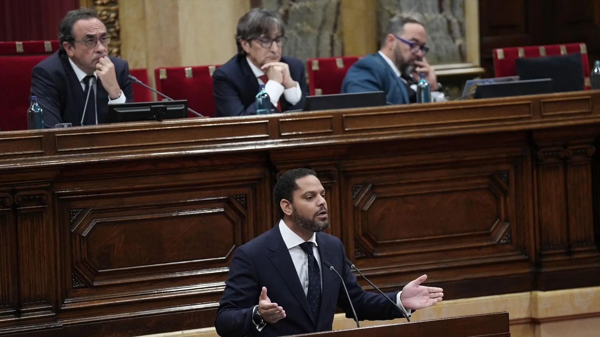 Vox cree que no habrá una moción de censura y defiende hacer una oposición total a Sánchez