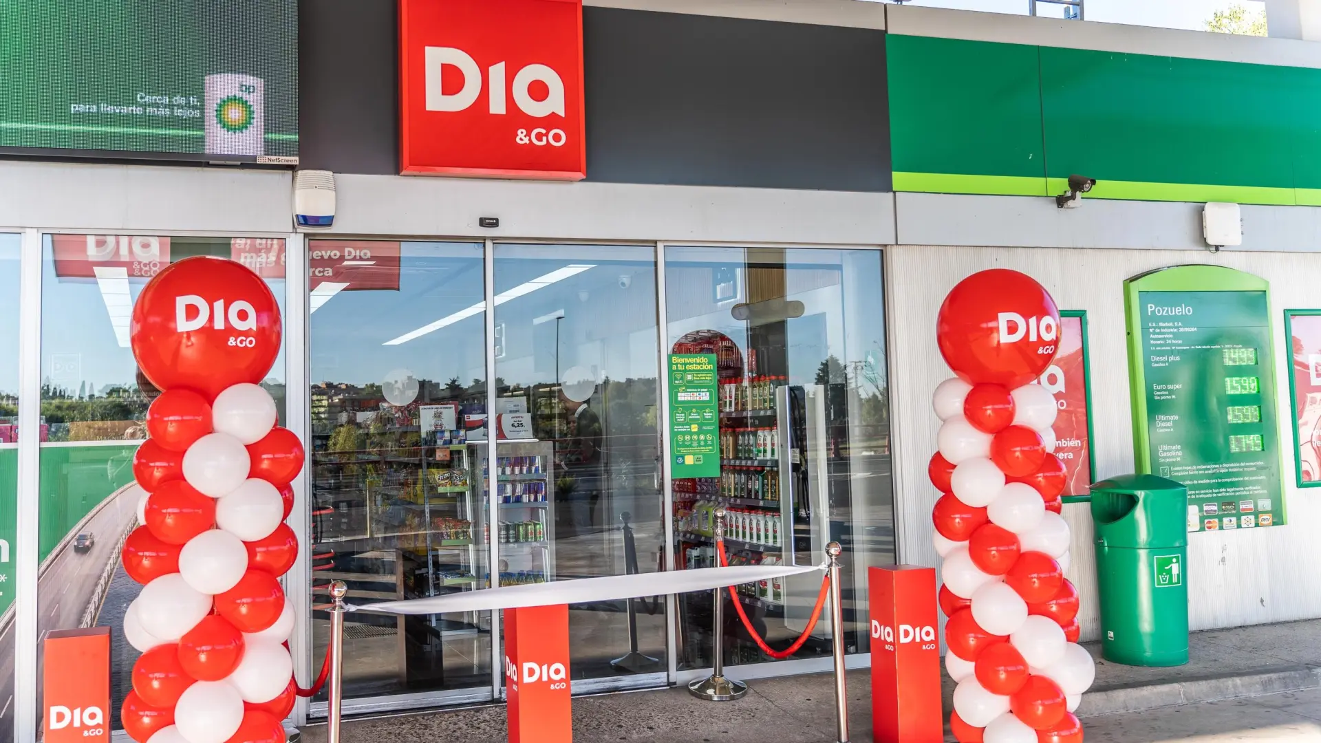 Dia abre sus dos primeras tiendas en estaciones de servicio BP