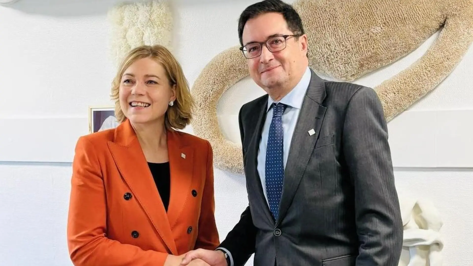 España consigue una segunda factoría de inteligencia artificial, que se ubicará en Galicia