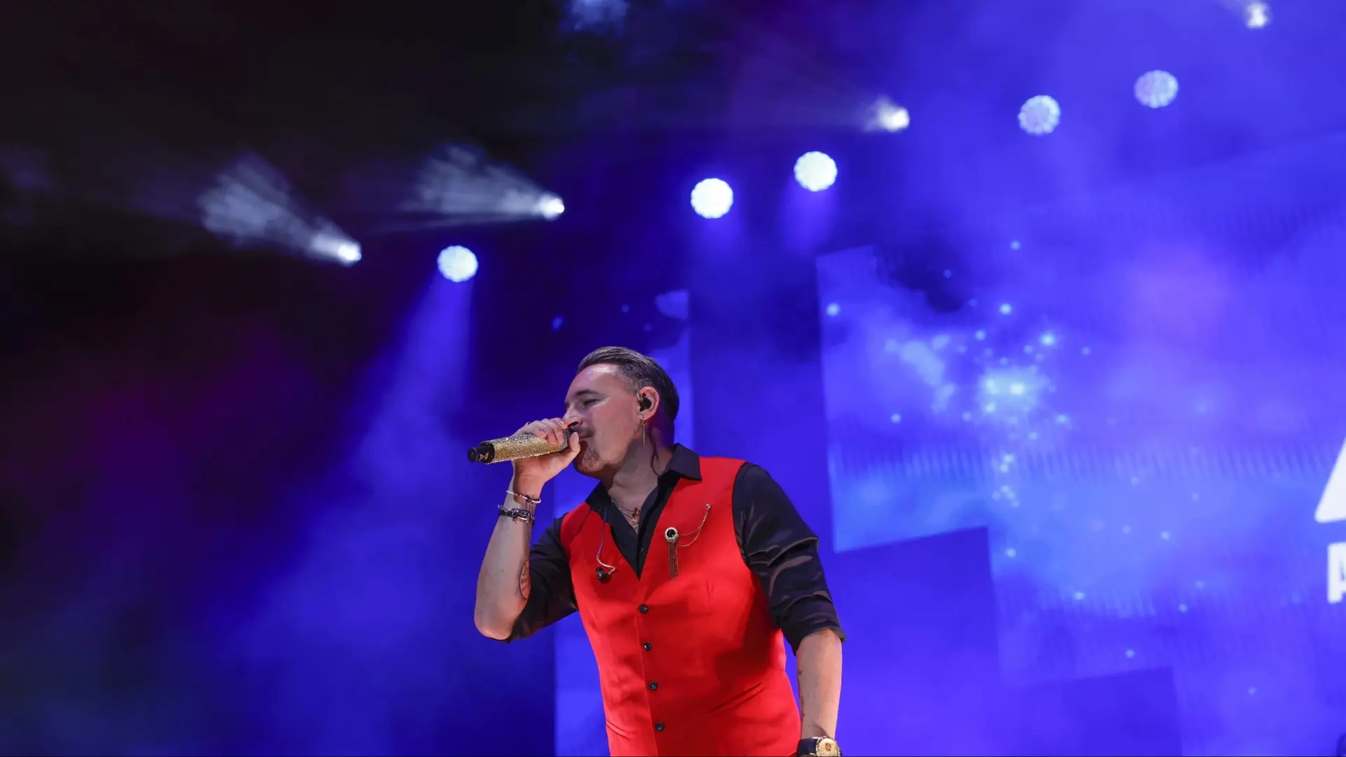 Andy comparte mensajes de sus fans que contienen pullas hacia Lucas: "Aquí se ve la arrogancia y la humildad"