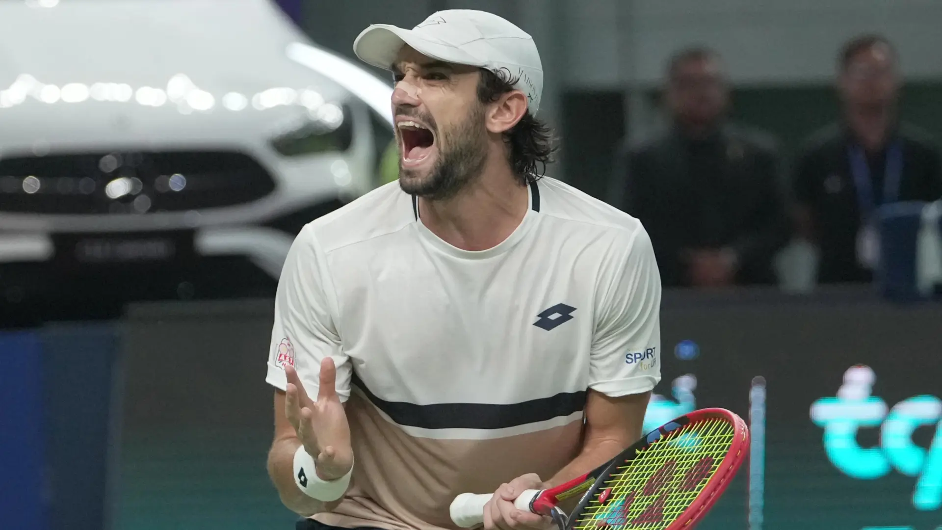 Valentin Vacherot gana en Shangái y culmina una semana épica: de la fase previa a ganar su primer título ante su primo Rinderknech
