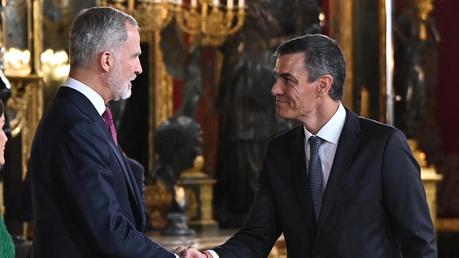 Sánchez abandona la recepción del Palacio Real sin hacer el tradicional 'corrillo' con los periodistas