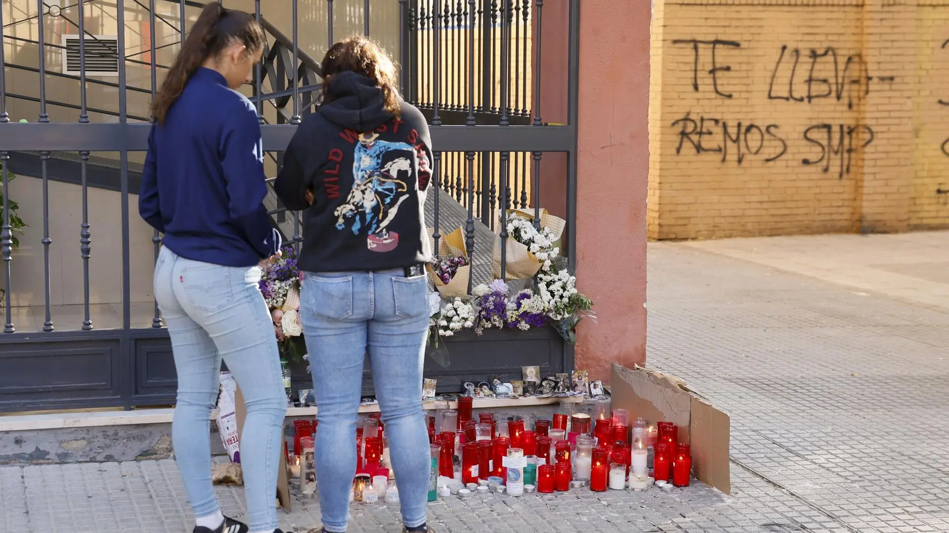 La Fiscalía abre dos investigaciones por el suicidio de Sandra Peña, una a las presuntas acosadoras y otra al colegio