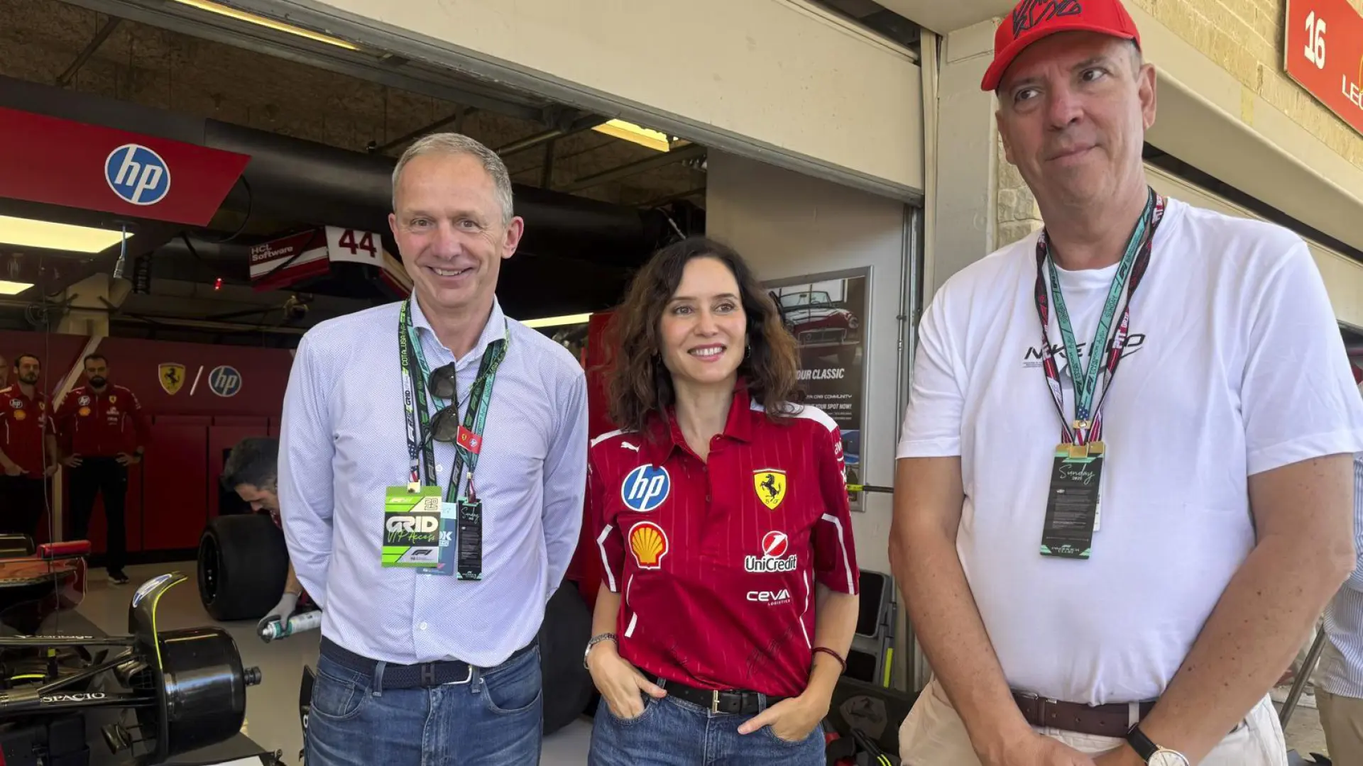 Ayuso conoce en Austin los 'entresijos' de la Fórmula 1 para tomar ideas de cara al GP de Madrid y firma acuerdos con Amazon o Cisco