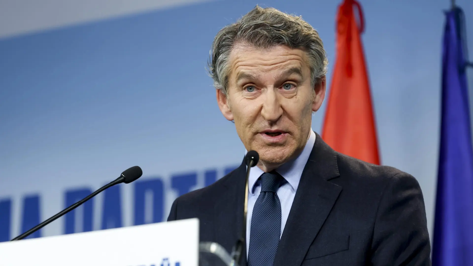 Фейхо критикует PSOE за лицемерие в деле Салазара