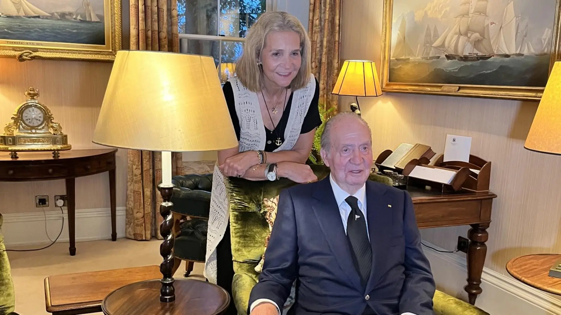 Juan Carlos I celebra su 88 cumpleaños en Abu Dabi con sus dos hijas y seis de sus ocho nietos