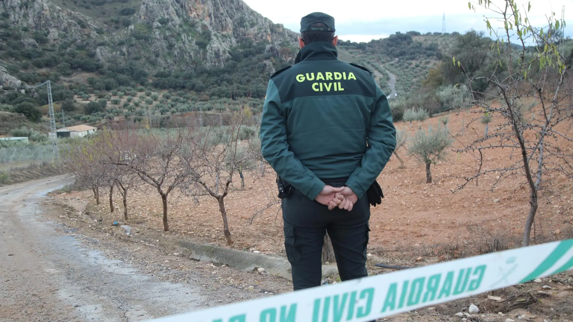 Encuentran el cuerpo sin vida del motorista desaparecido en Granada por el fuerte temporal de lluvia