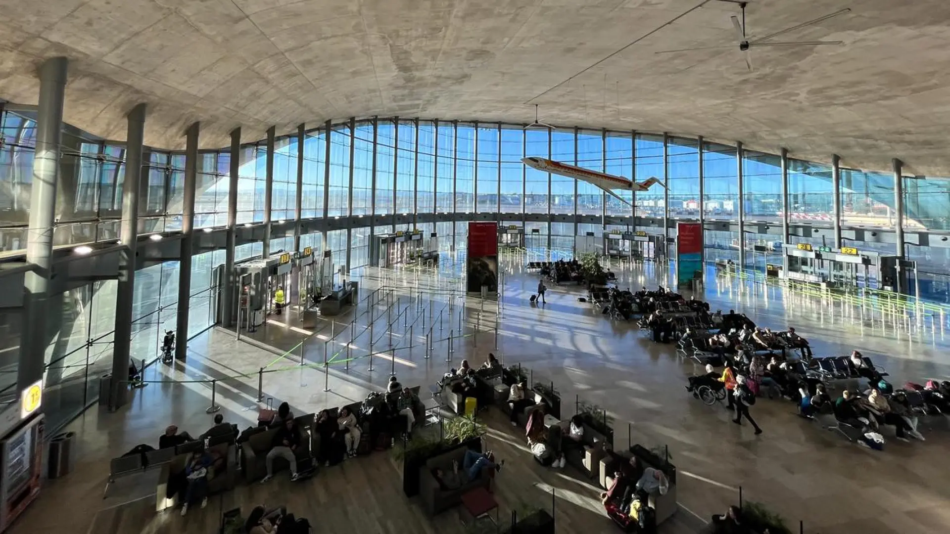 Los nuevos vuelos que estrenará el aeropuerto de Valencia en 2026