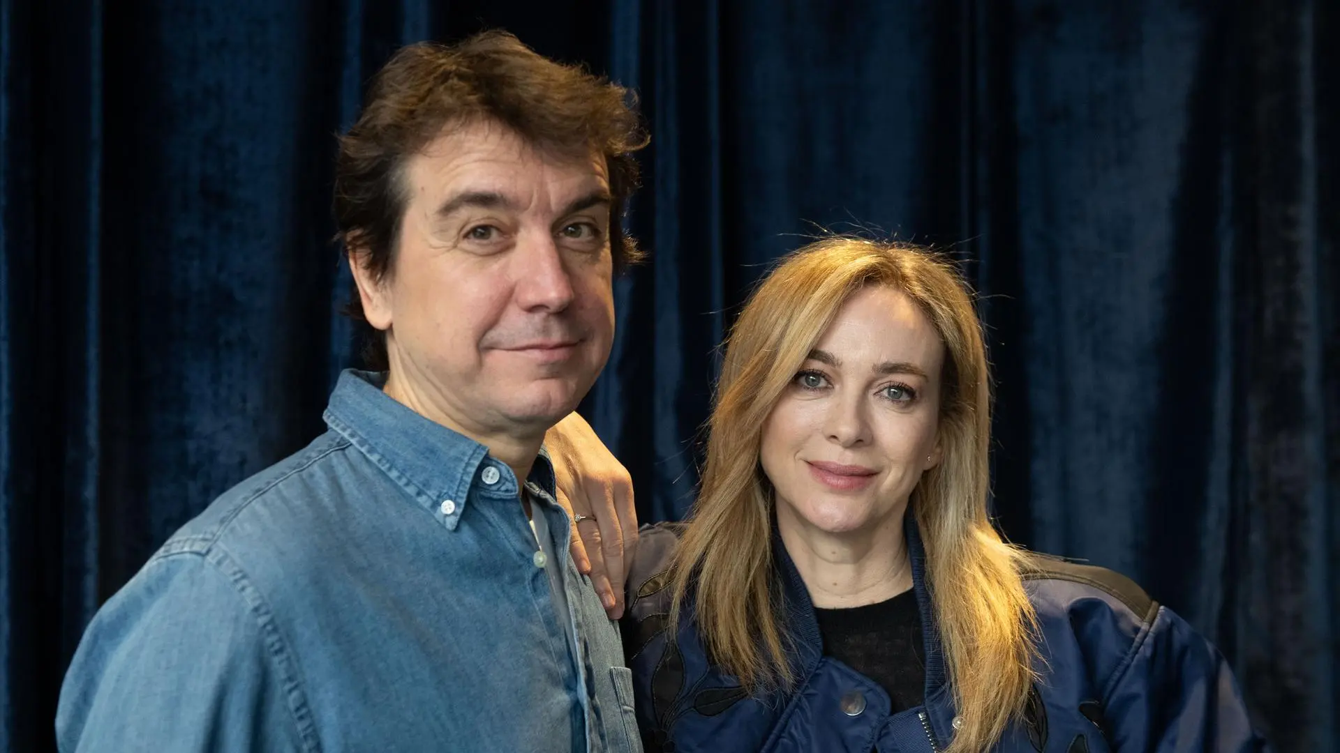 Marta Hazas y Javier Veiga: "La adicción al móvil se estudiará dentro de unos años como la del tabaco"